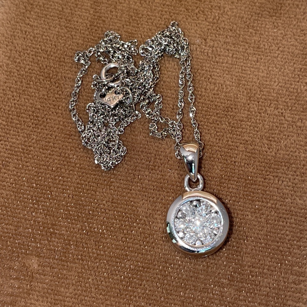 Solid 14K White Gold Round Natural Diamond Cluster Bezel Pendant Necklace
